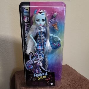 Monster High Frankie Stein Doll with Accessories